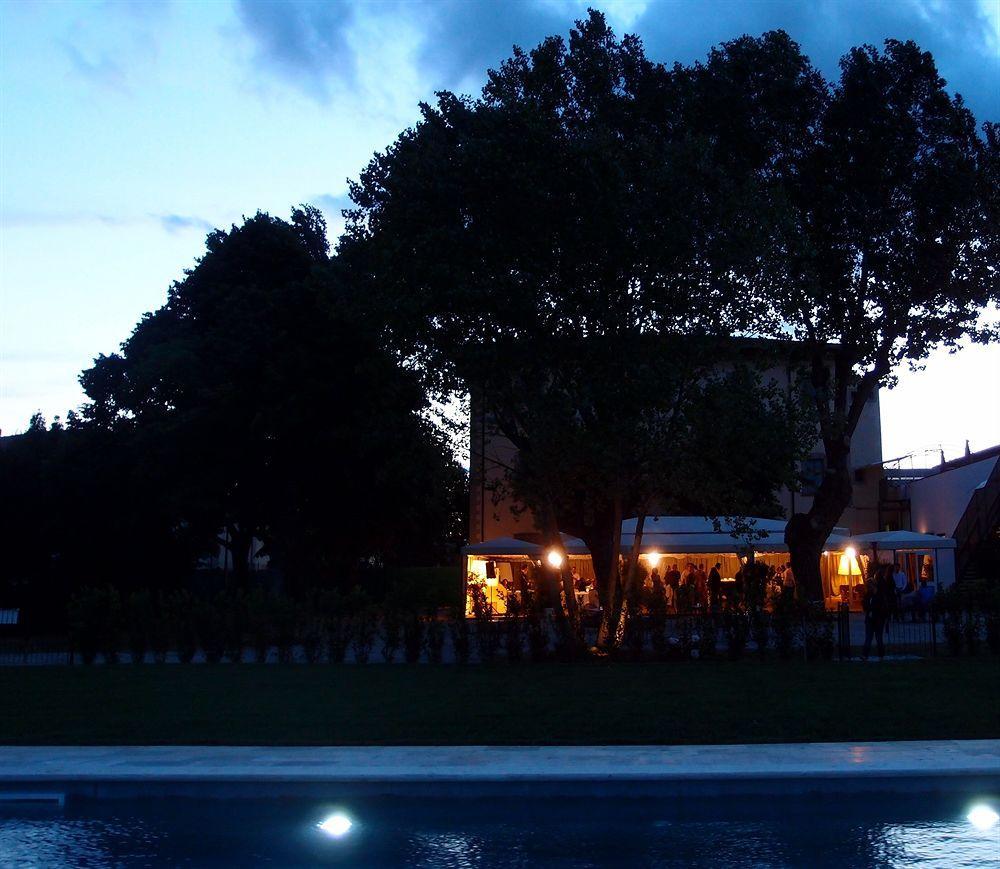 Отель Residenza Del Granduca Monsummano Terme Экстерьер фото
